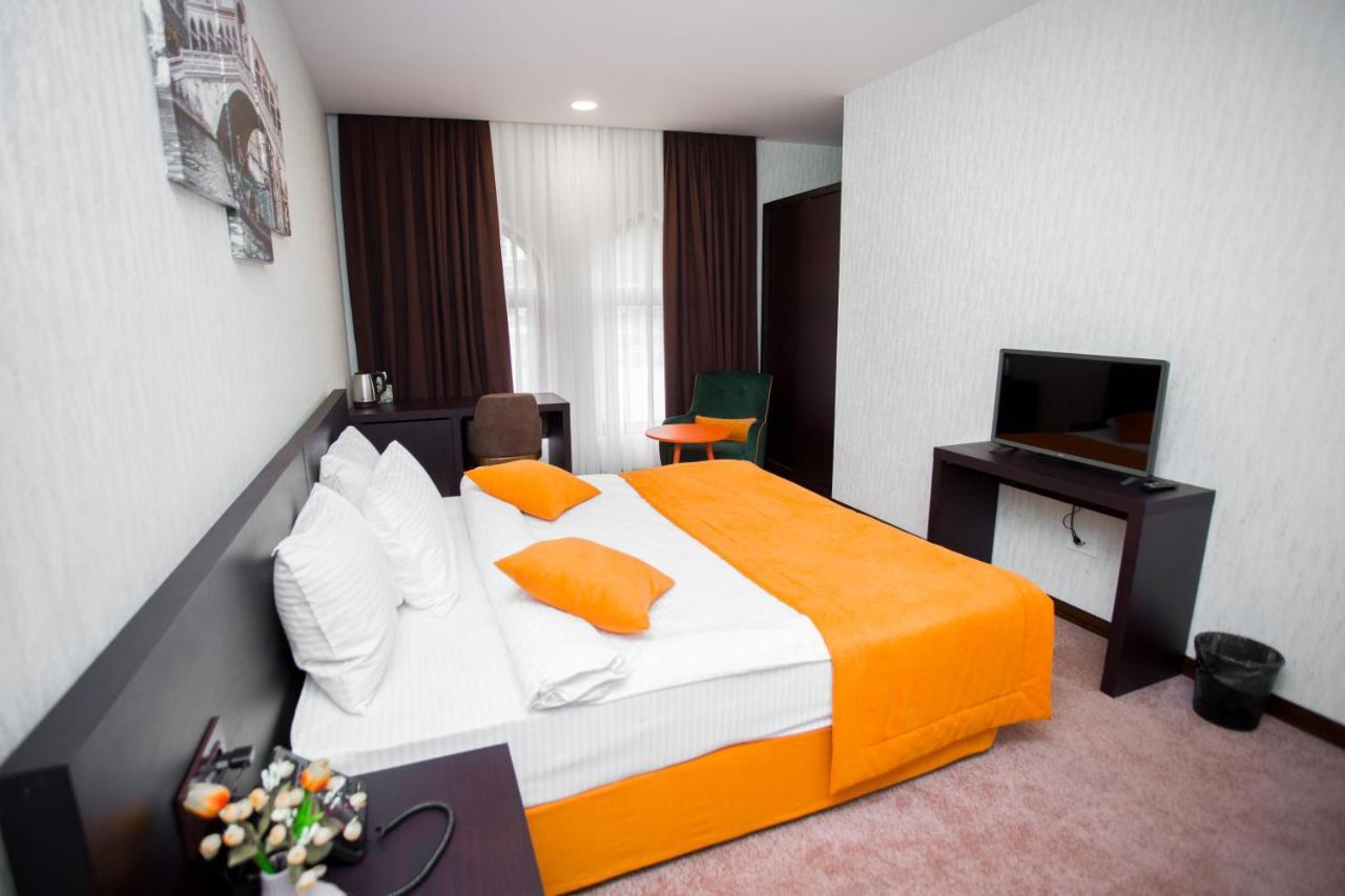 Da Vinci Hotel Baky Esterno foto