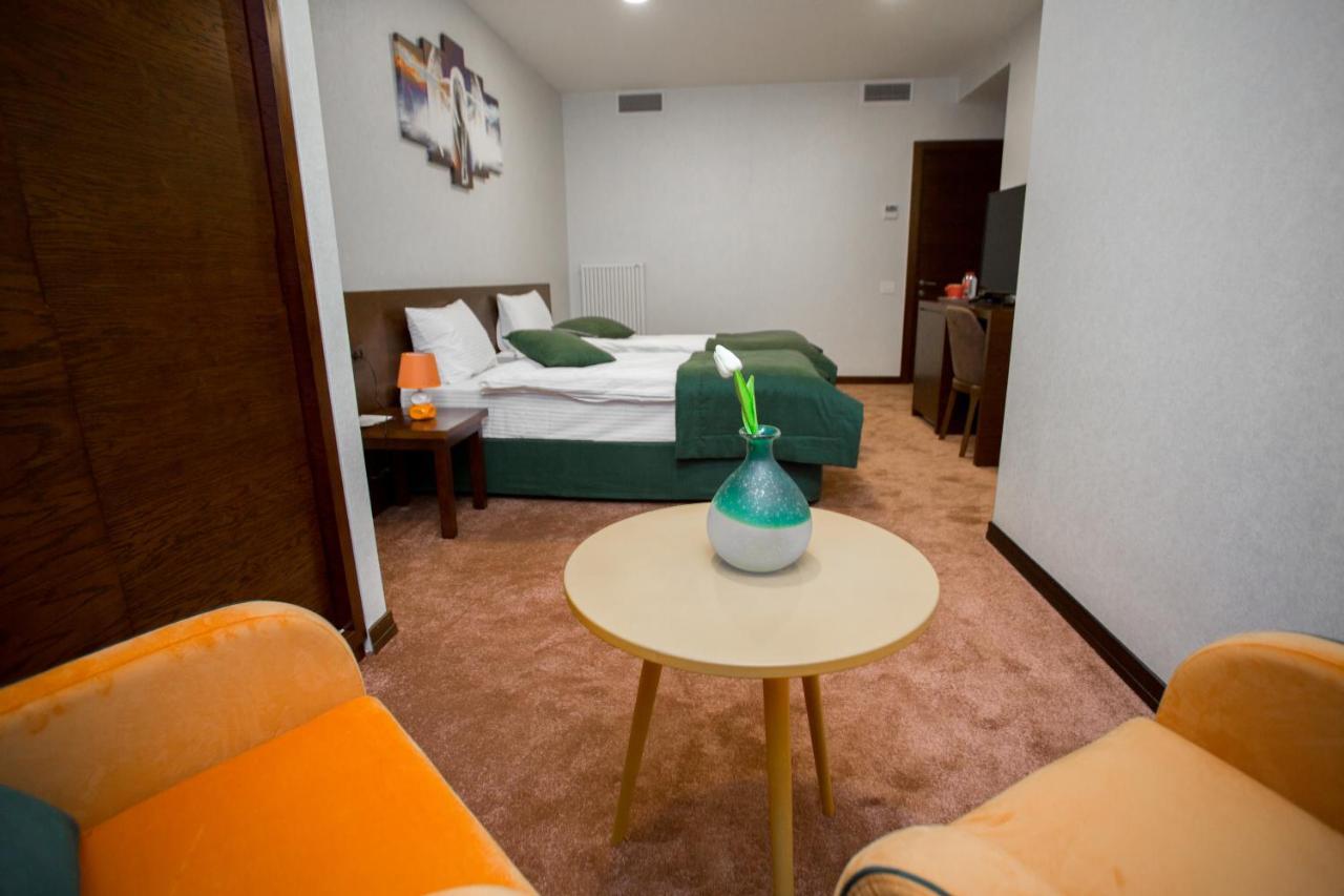 Da Vinci Hotel Baky Esterno foto