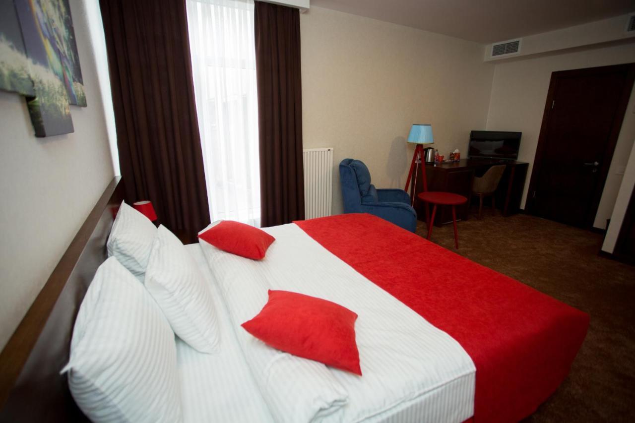 Da Vinci Hotel Baky Esterno foto